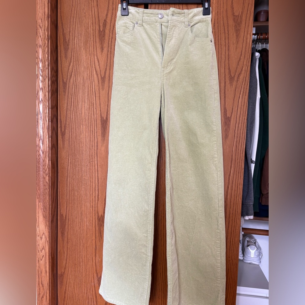 Divided Women's Light Green Wide Leg Corduroy Pants